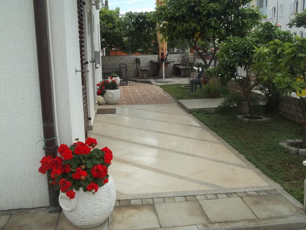 Apartments Ars Vivendi Trogir Quarto foto